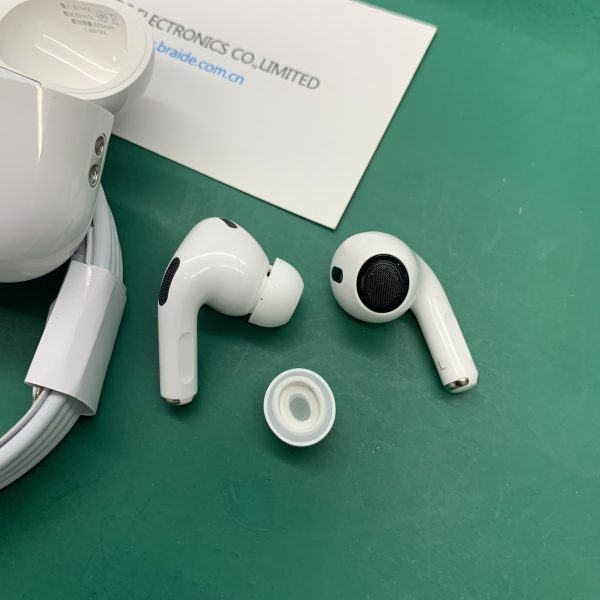 Wireless Headset: Airpods Pro (2nd Generation) - Made in China