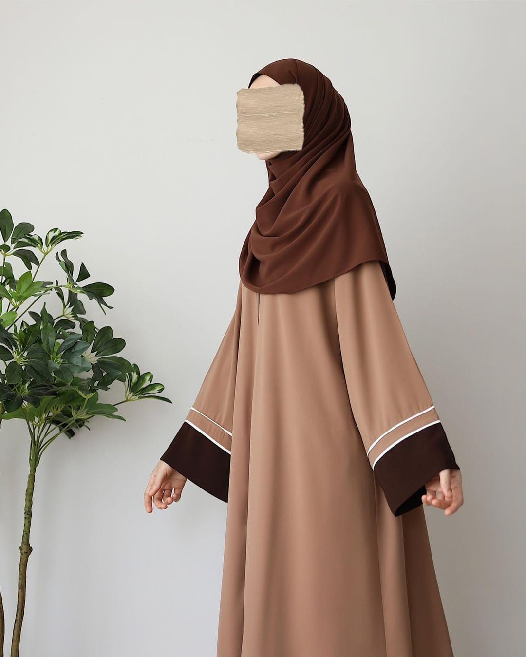 Crown Abaya With Stoller - Buy N' Buzz