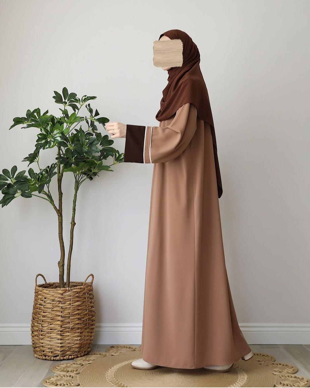 Crown Abaya With Stoller - Buy N' Buzz